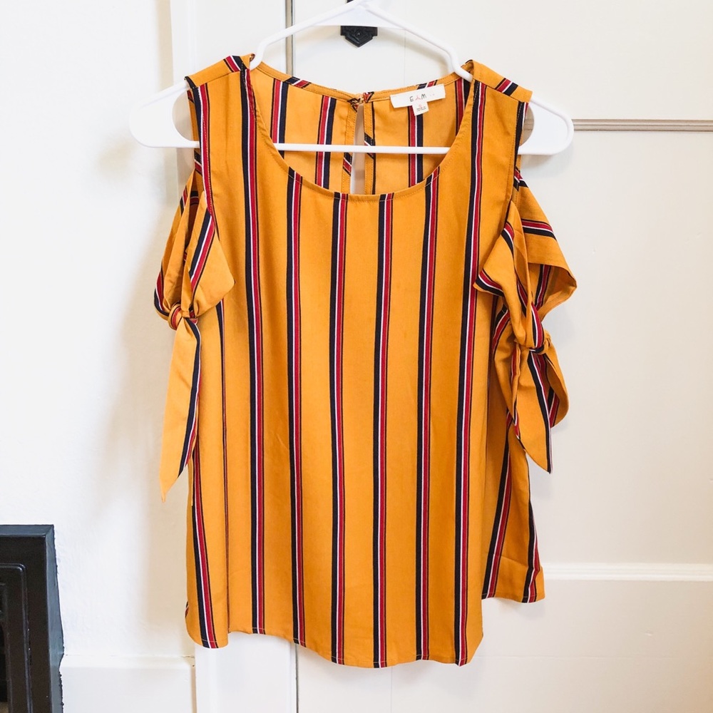 Cute top!